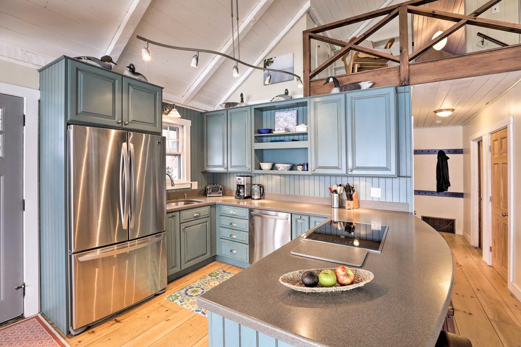 Cozy Cottage With Private Pond, 10 Mi To Camden - thumb 1