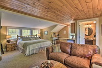 Cozy Couples Retreat at 'Blue Ridge Loft USA Accommodation