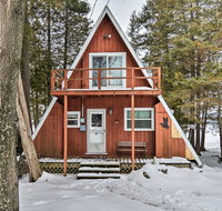 Cozy Deer Lake Cabin - 2 Mi to Boyne Mtn. Resort! - Tourism Bookings