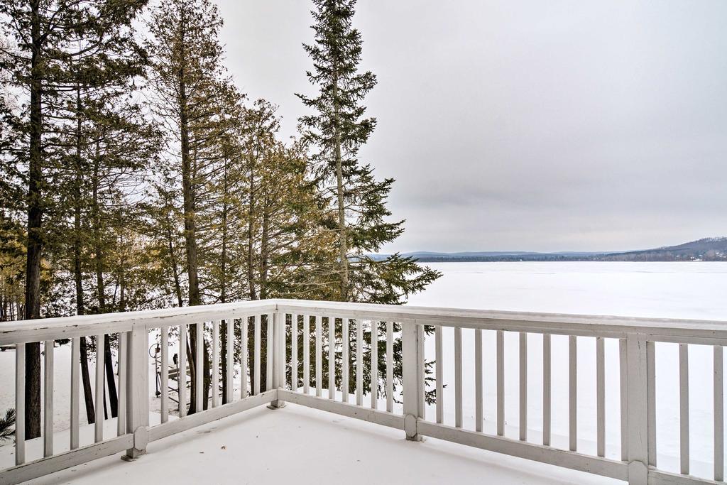 Cozy Deer Lake Cabin - 2 Mi To Boyne Mtn. Resort! - thumb 1