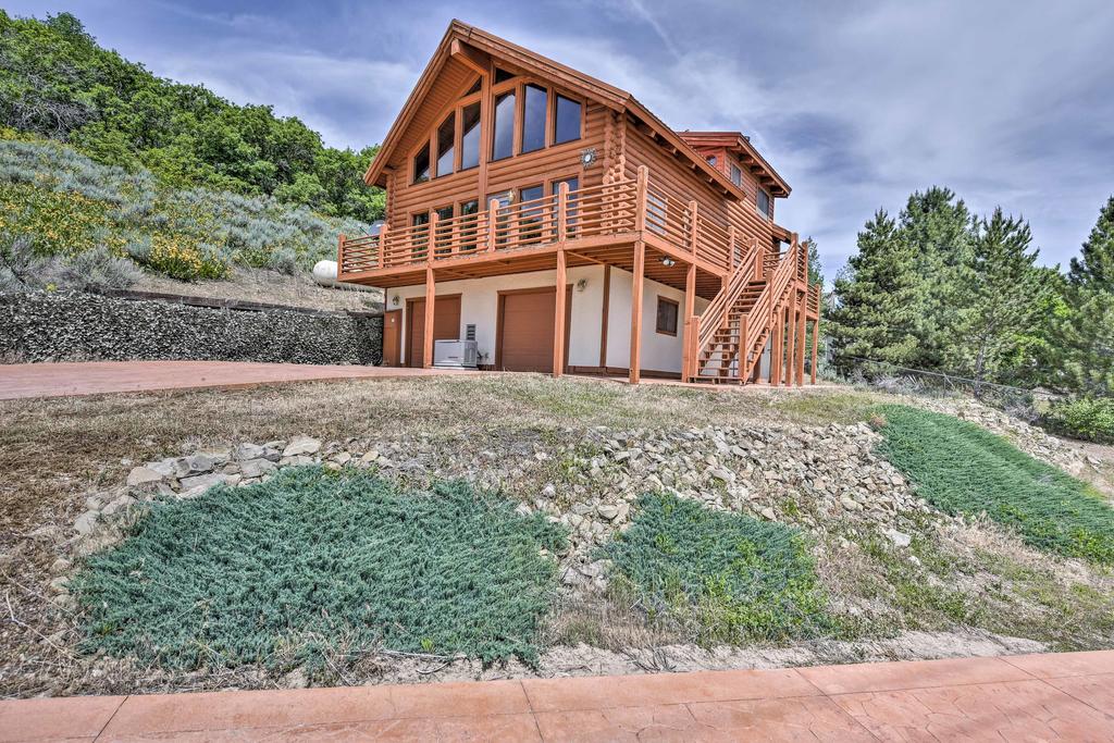 Cozy Eden Log Home Near Outdoor Activities - thumb 2