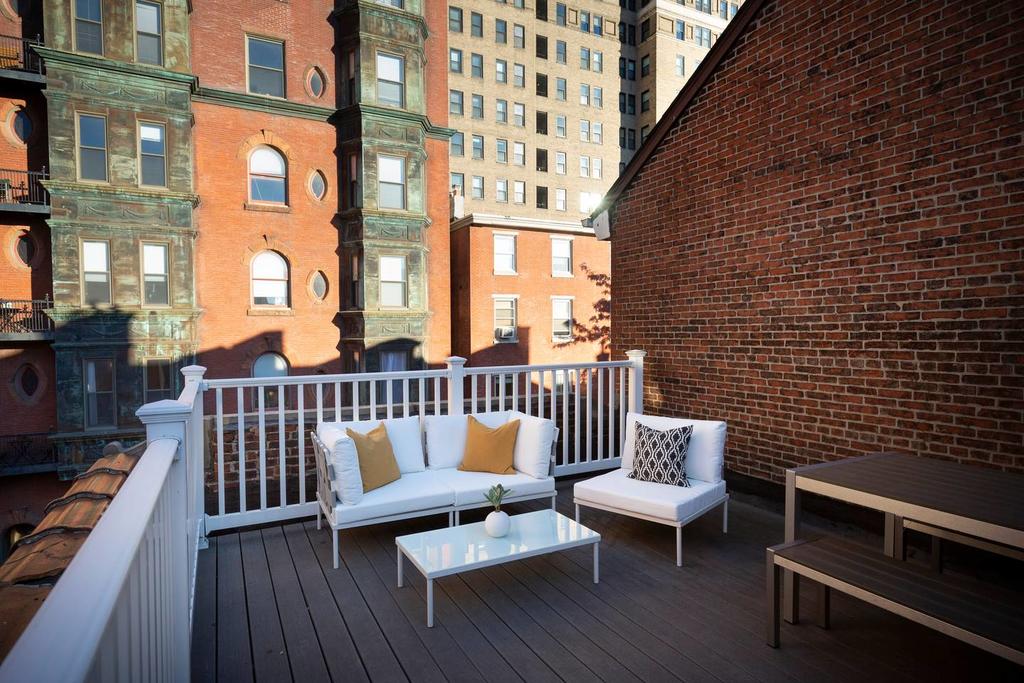 Cozy Flat In Rittenhouse W/ Private Roof Deck! - thumb 1