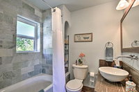 Cozy Home with Media Room - 11 Min Walk to Taos Plaza USA Accommodation