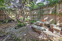 Cozy Houston Home with Yard Near Downtown Attractions Tourism Bookings