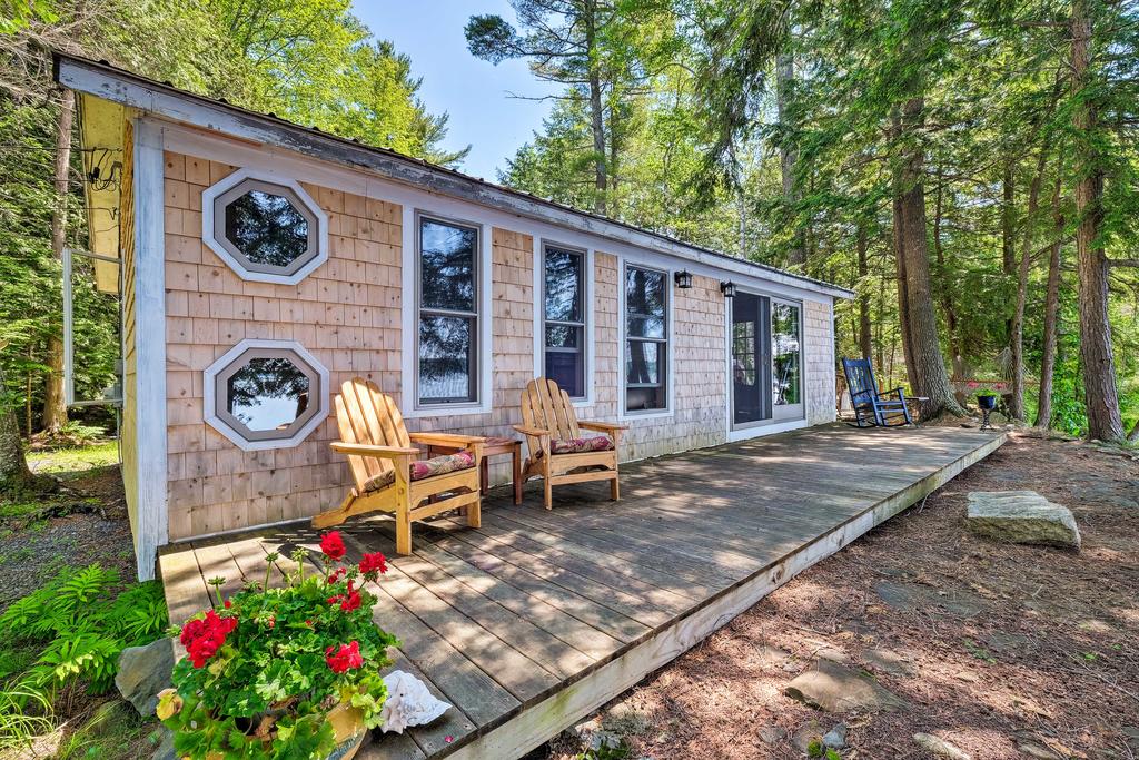 Cozy Lakefront Madison Cabin With Dock And Kayaks - thumb 0