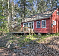 Cozy Northwood Lake Cabin on Secluded Beach - USA Accommodation