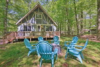 Cozy Poconos Chalet with Fire Pit  Spacious Deck Tourism Bookings