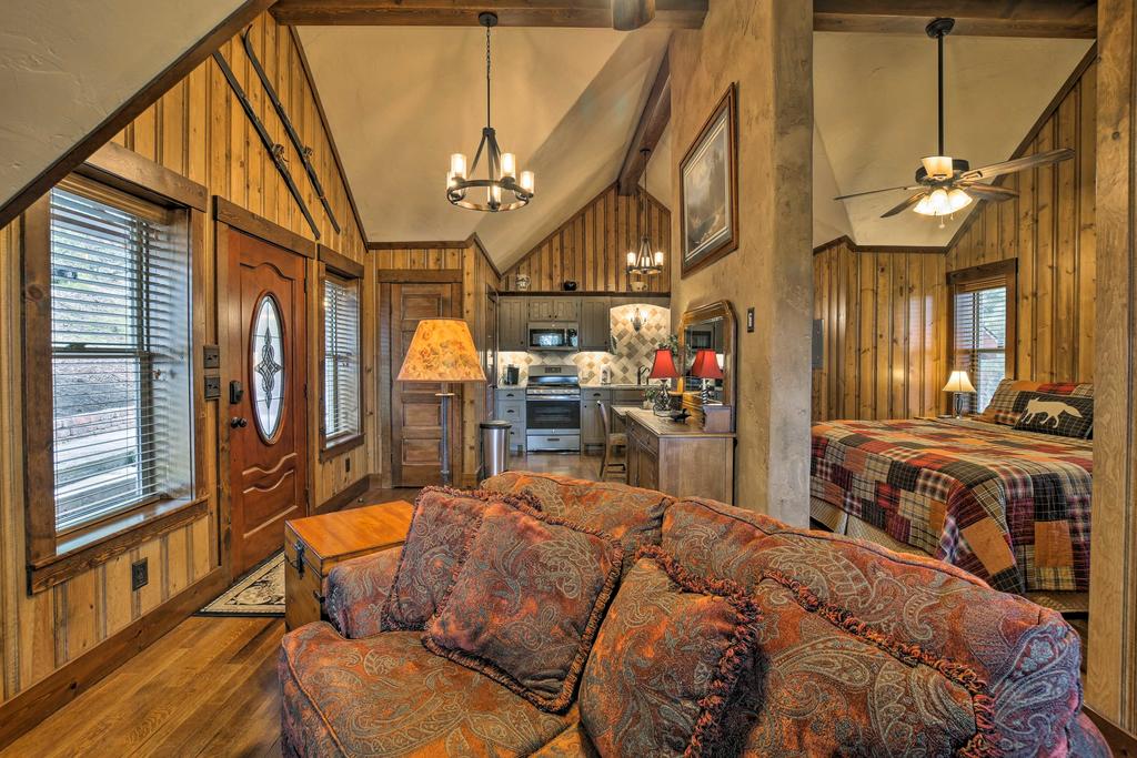 Cozy Ruidoso Cottage With Deck - 10 Min To Village! - thumb 3