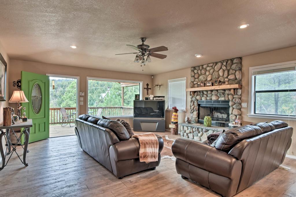 Cozy Ruidoso Home With Deck Near Grindstone Lake - thumb 0