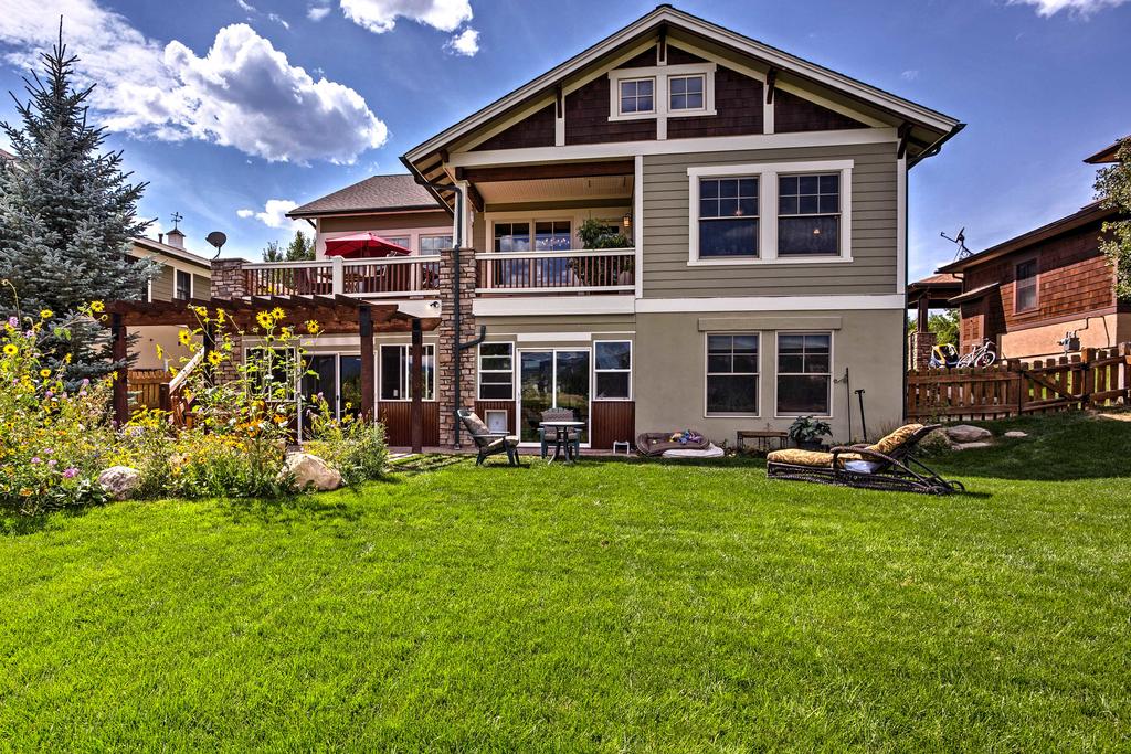 Cozy Ski Chalet - 2BR, Full Kitchen, W And D, Mtn View - thumb 0