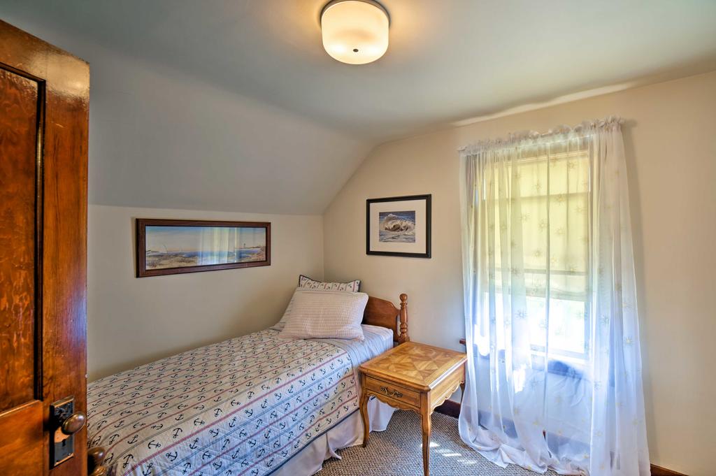 Cozy Two Rivers Home - Walk To Lake Michigan! - thumb 0