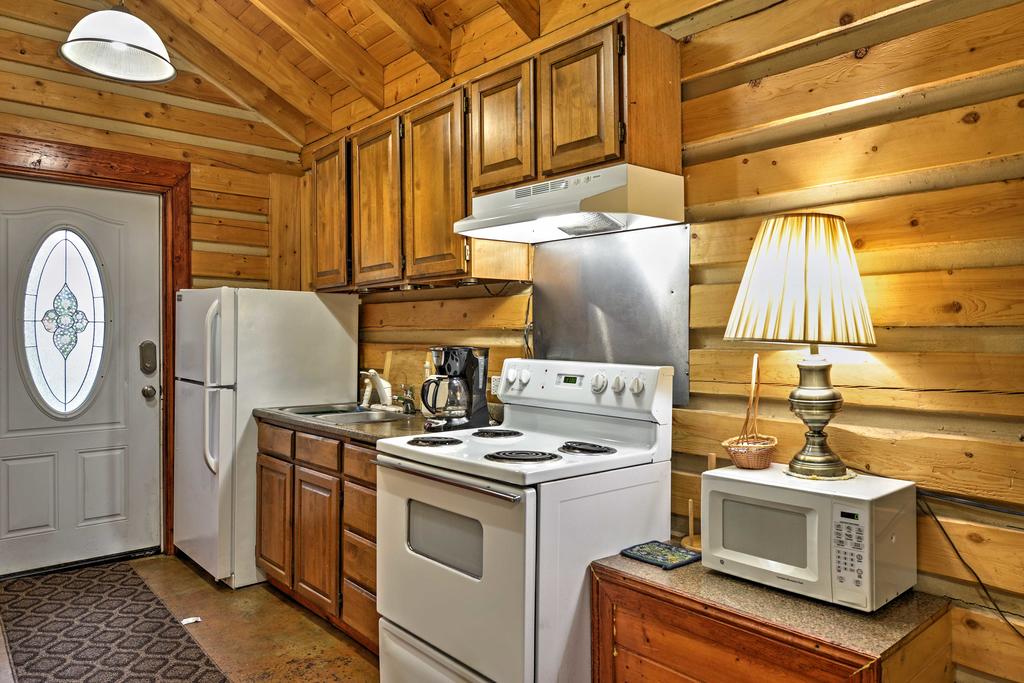 Creekside Seward Cabin With BBQ Fire Pit On 3 Acres! - thumb 3