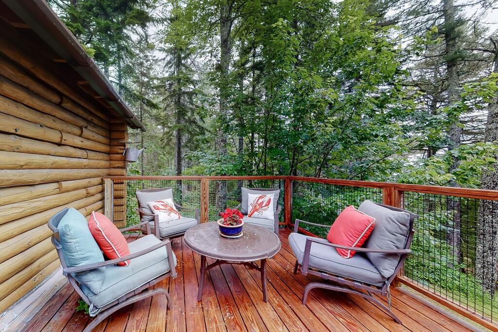 Crooked Pine - thumb 1