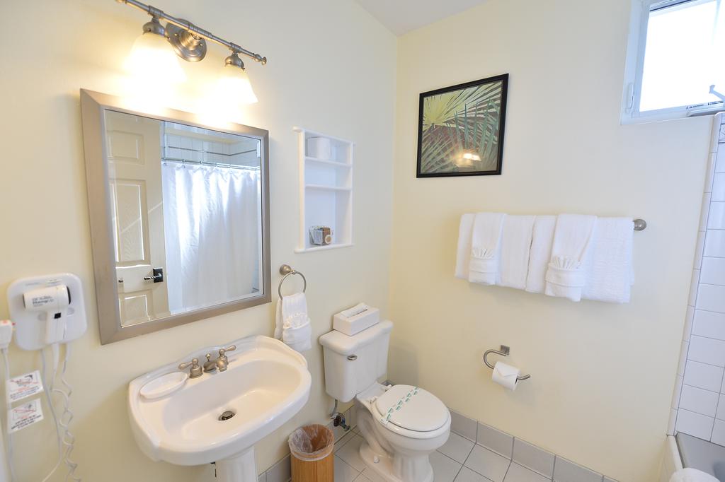 Crown City Inn Coronado - thumb 2