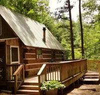 Cupids Cove Romantic Tennessee Mountain Log Home Getaway - Tourism Bookings