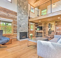 Custom Creekside Cabin 15 Mi from Asheville - Tourism Bookings