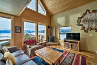 Custom Log Cabin with Views - 12 Min to Yellowstone Hotels Santiago