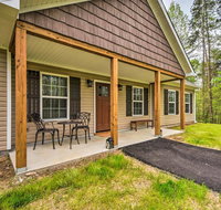 Dahlonega Home with Yard near Hiking and Downtown - USA Accommodation