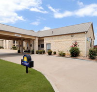 Days Inn  Suites by Wyndham Llano - Tourism Bookings
