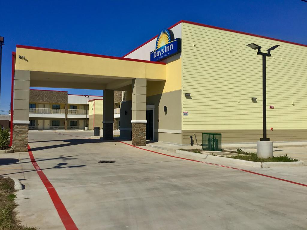 Days Inn By Wyndham Freeport - thumb 2