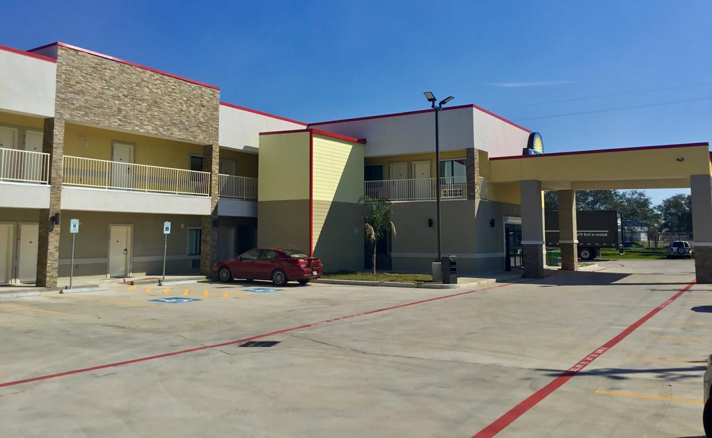 Days Inn By Wyndham Freeport - thumb 3