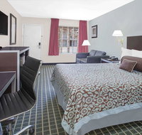Days Inn by Wyndham Market Center Dallas Love Field - Tourism Bookings
