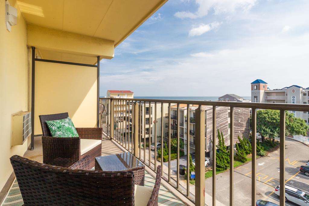 Dazzling Diamond Head - thumb 1