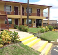 Deluxe Inn Airport - Tourism Bookings