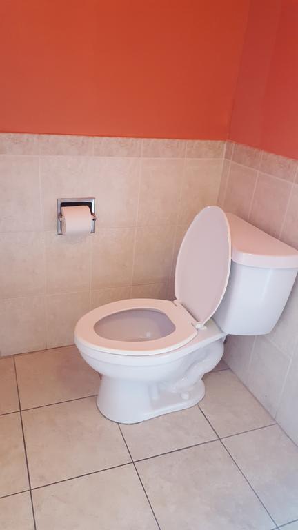 Deluxe Motel, Los Angeles Area - thumb 3