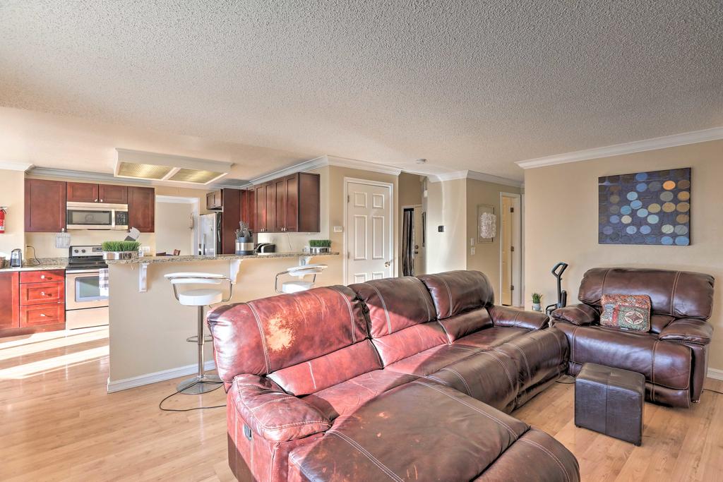 Denver-Area Home  7 Mi To Aurora Reservoir! - thumb 3