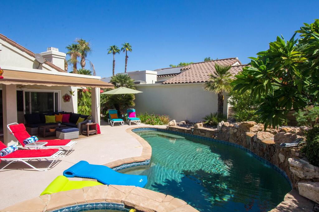 Desert Breeze Oasis - thumb 0