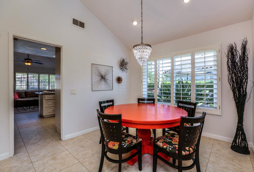 Desert Breeze Oasis - thumb 3