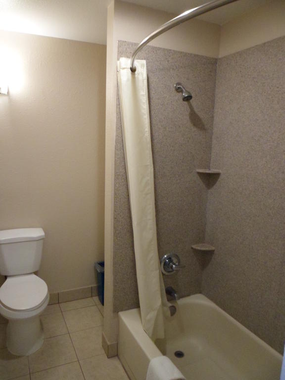 Desert Hills Motel - thumb 3