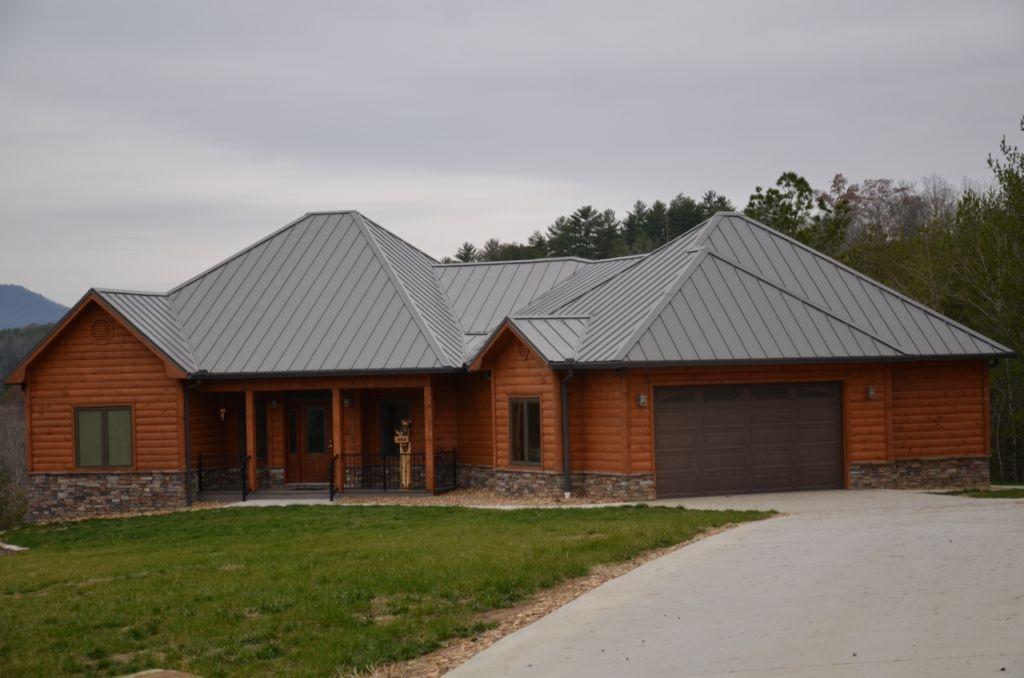 Diamond Bear - 4 Bedrooms, 3.5 Baths, Sleeps 8 Home - thumb 0