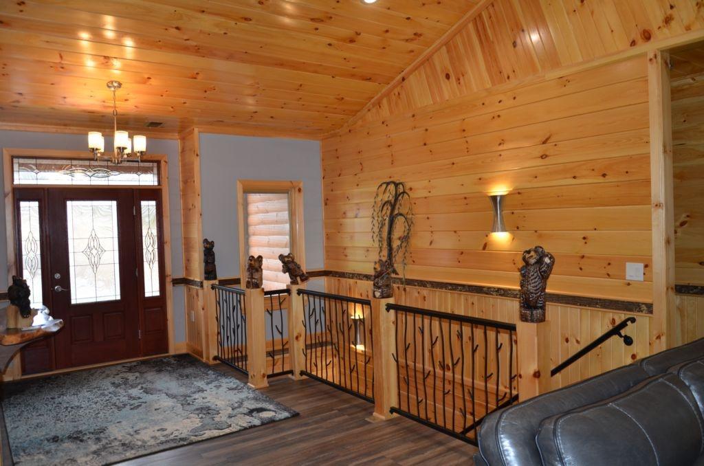 Diamond Bear - 4 Bedrooms, 3.5 Baths, Sleeps 8 Home - thumb 2
