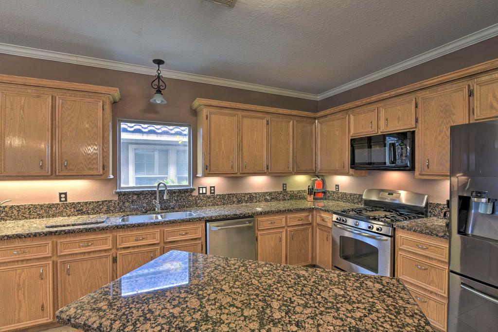 Dickinson Home With Patio&Grill - Near Galveston - thumb 2