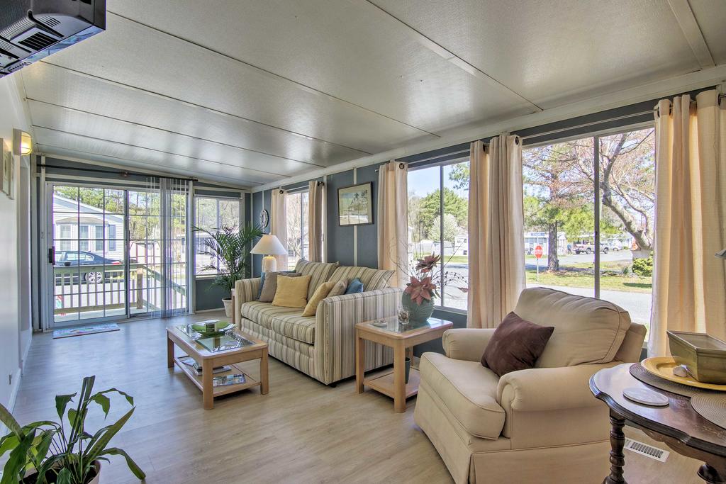 Dog-Friendly Berlin Home With Pool & Water Access! - thumb 3