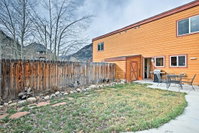 Dog-Friendly Townhome with Yard Walk to DTWN Frisco Tourism Bookings