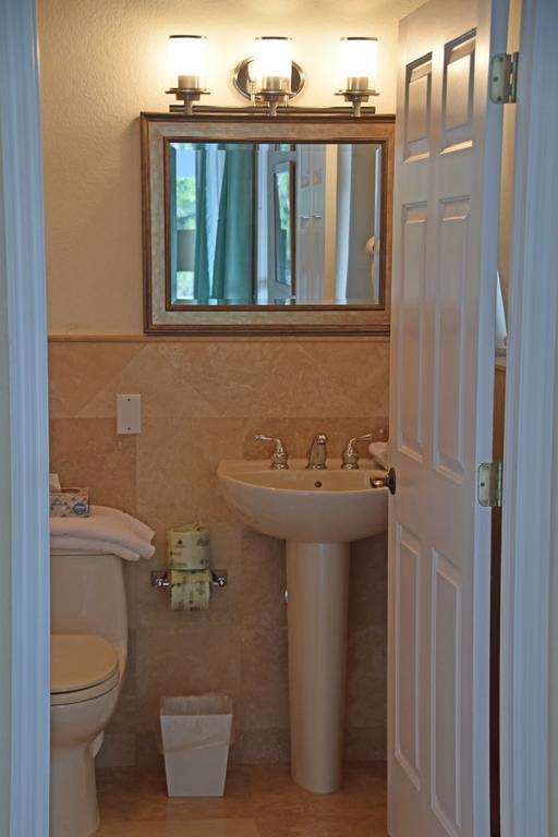 Dolphin Point Villas - thumb 3