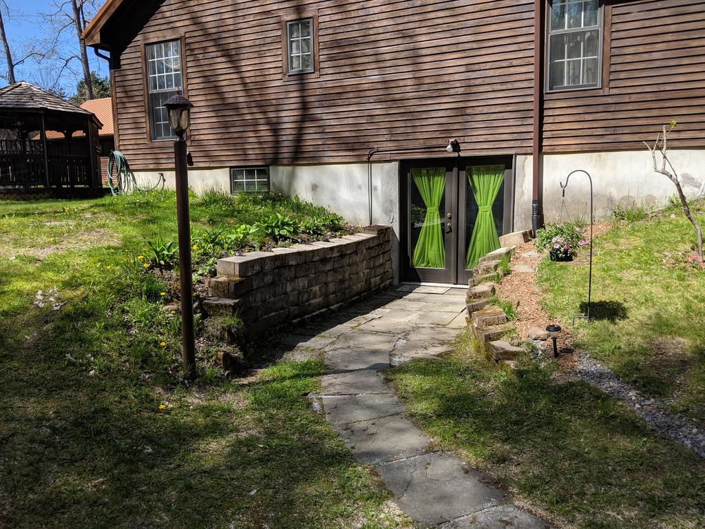 Donlon Dugout - thumb 1