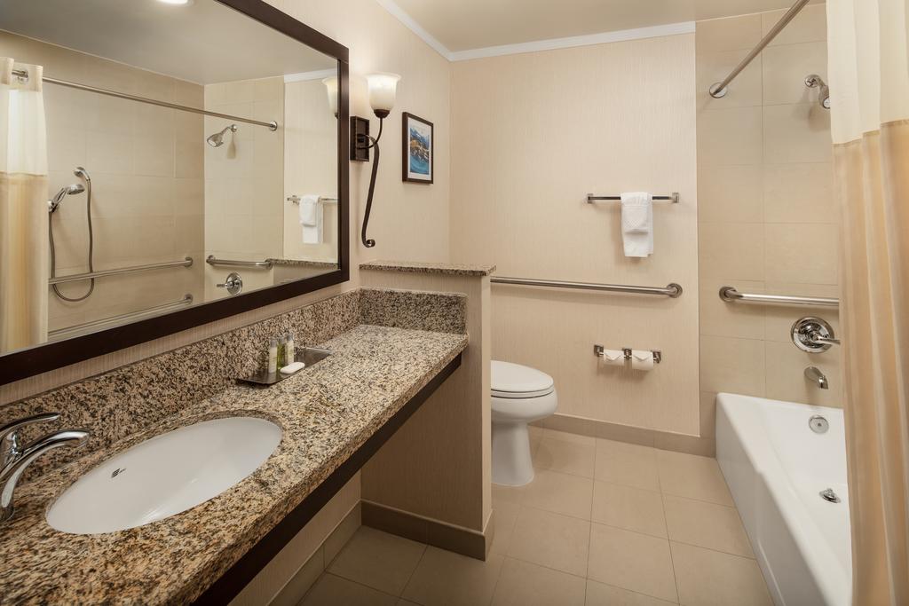 DoubleTree By Hilton Claremont - thumb 2