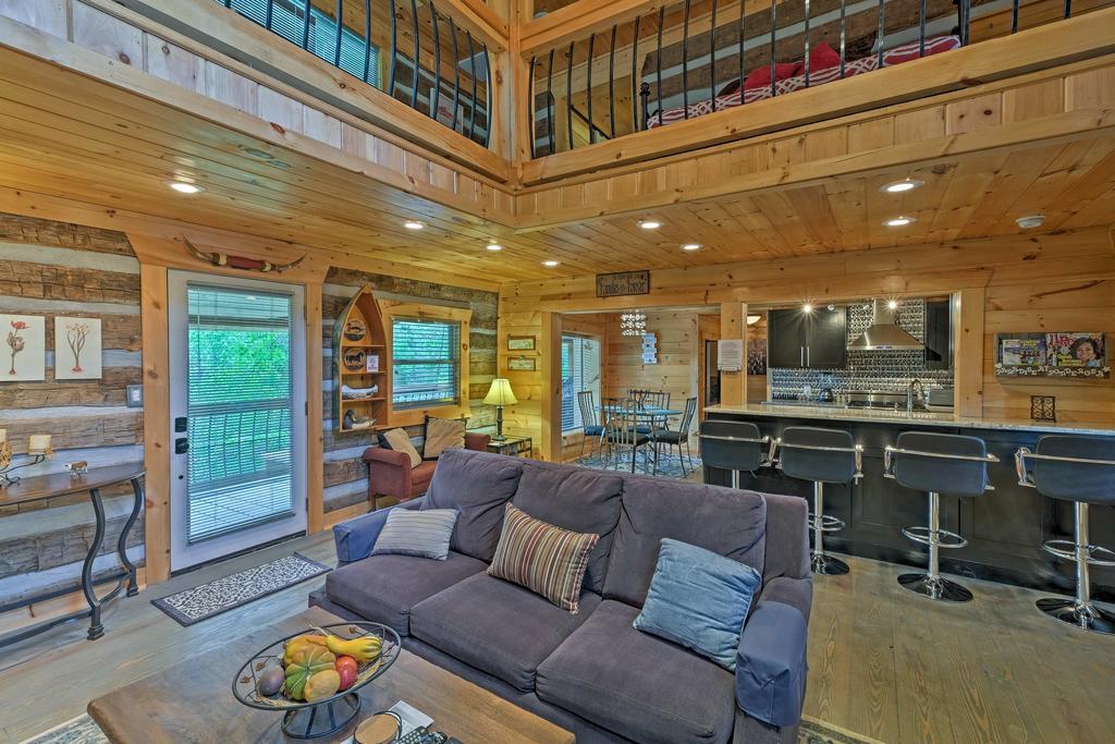 Douglas Lake Cabin With Dock - 25 Mi To Pigeon Forge! - thumb 3