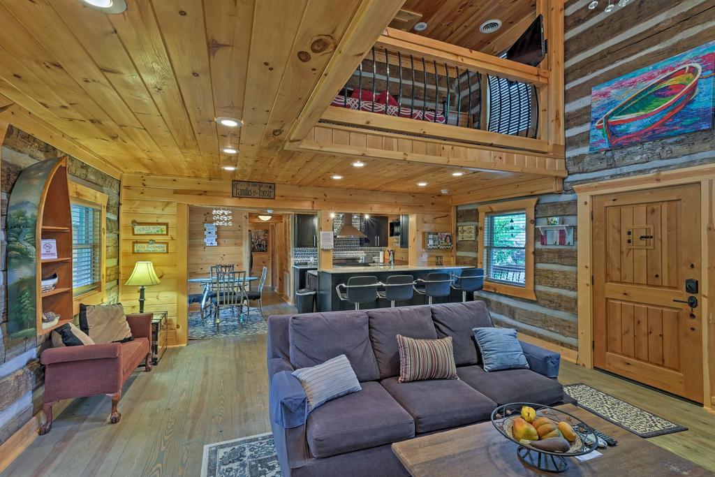 Douglas Lake Cabin With Dock - 25 Mi To Pigeon Forge! - thumb 2