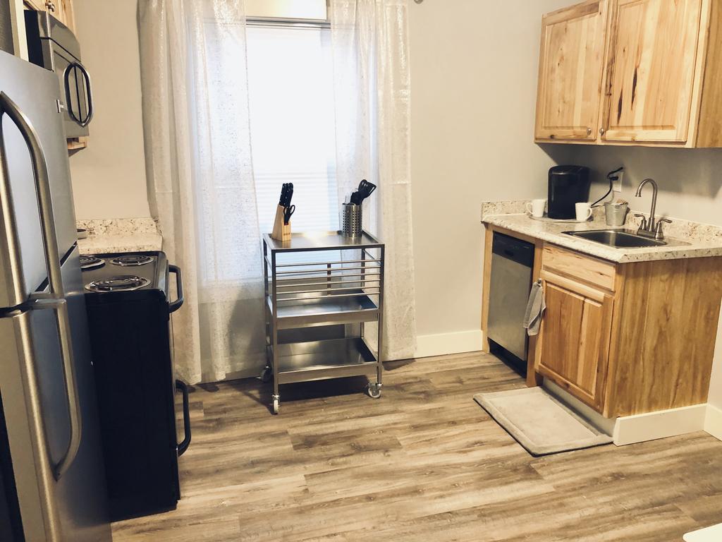 Douglas On Third - thumb 2