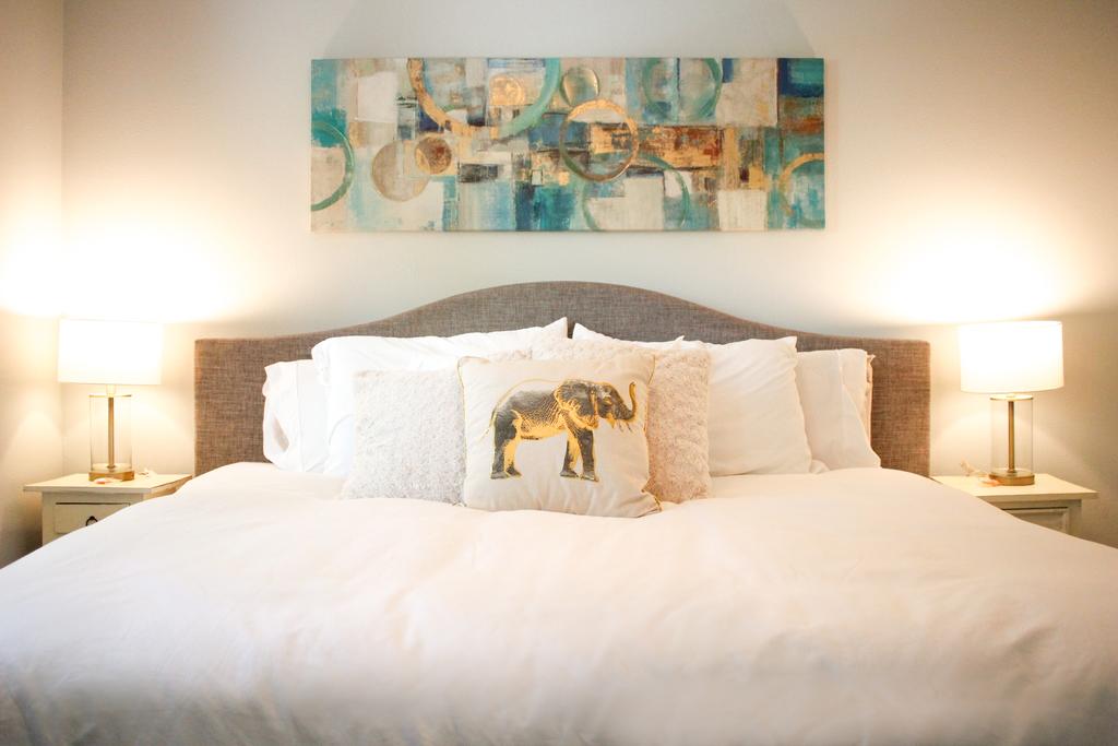 Douglas On Third - thumb 0