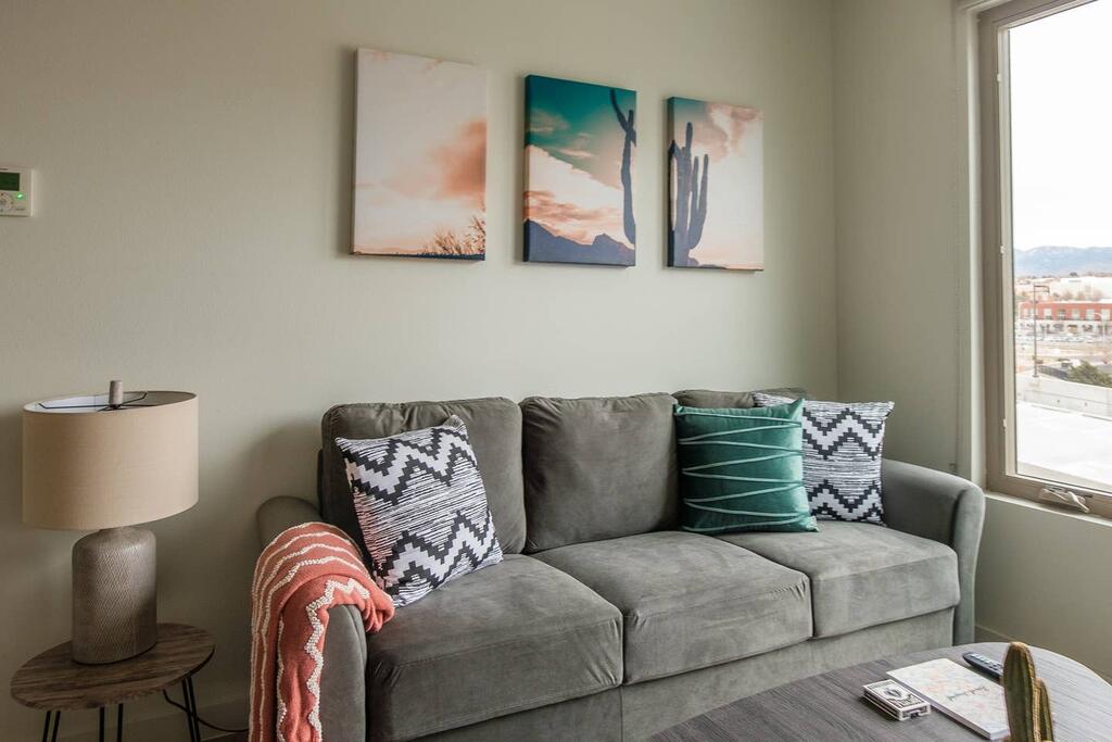 Downtown 2 BR With Wifi By Frontdesk - thumb 1
