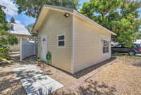 Downtown Stuart Studio with Grill - Walk to Bay Students Accommodation