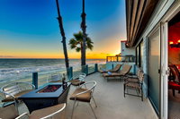 DP-157AB - Beachfront Family Retreat Tourism Bookings