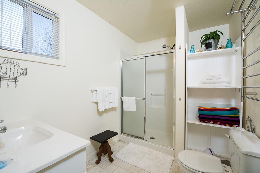 Driftwood Cottage - thumb 1