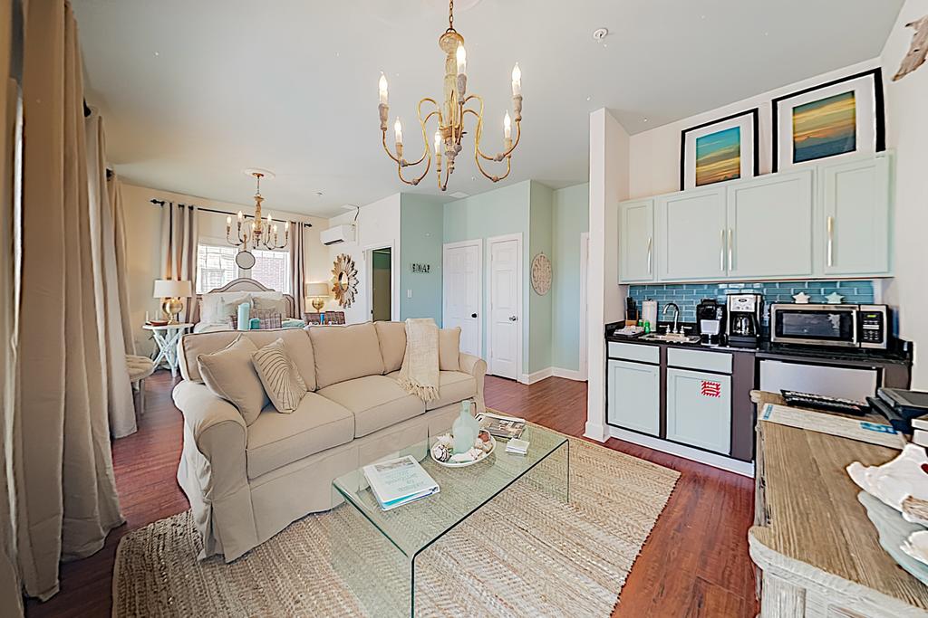 Driftwood Studio - Steps To Pools, Hot Tub & Beach Condo - thumb 0